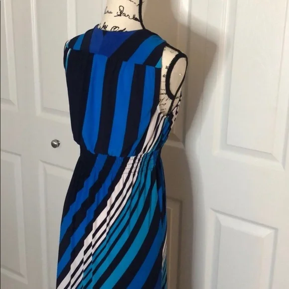 CHICOS Deep V Print Maxi Dress Chicos Size 2 - Picture 10 of 14